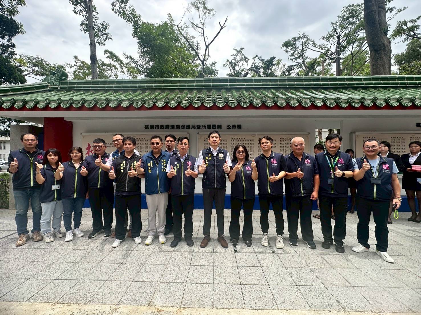 環保局清潔隊員招考放榜 環保局長點榜勉勵新血 (1).jpg